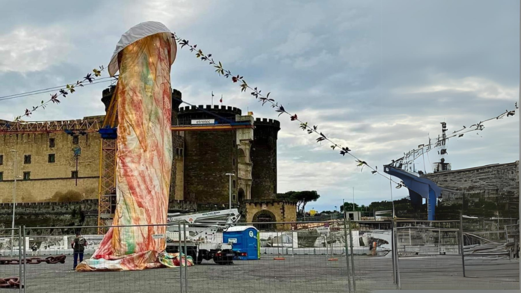 L'opera di Gaetano Pesce a Napoli - immagine tratta da