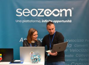 SEOZoom Day 2025 a Napoli: momenti dallo stand